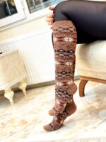 جوراب پشمی زیرزانو طرح سنتی - Image 2