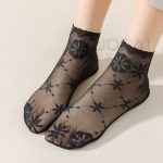 جوراب گیپوری طرح ستاره